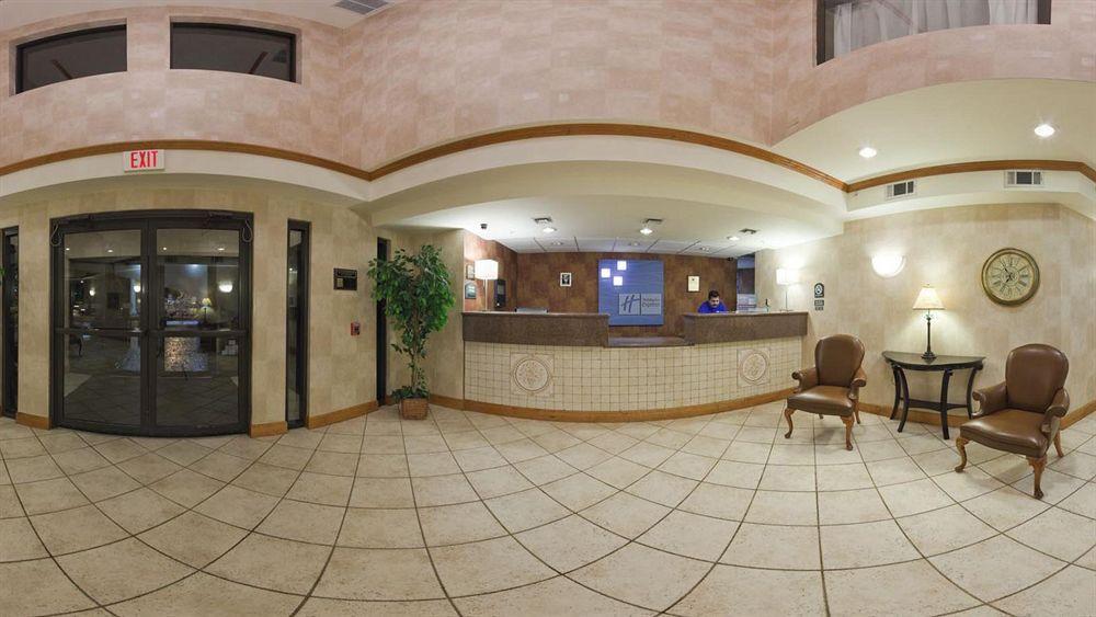 Holiday Inn Express Great Barrington By Ihg Екстериор снимка