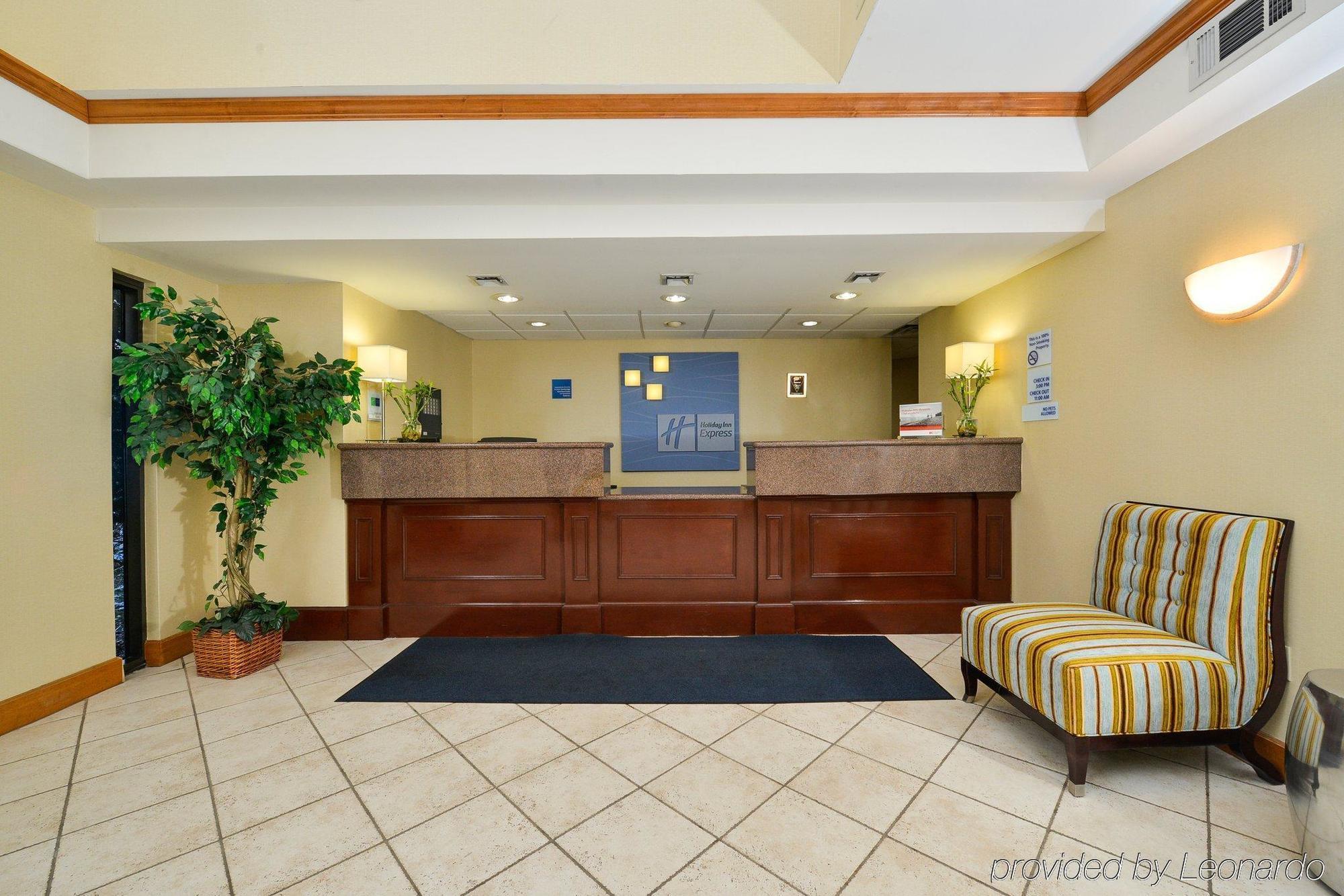 Holiday Inn Express Great Barrington By Ihg Екстериор снимка