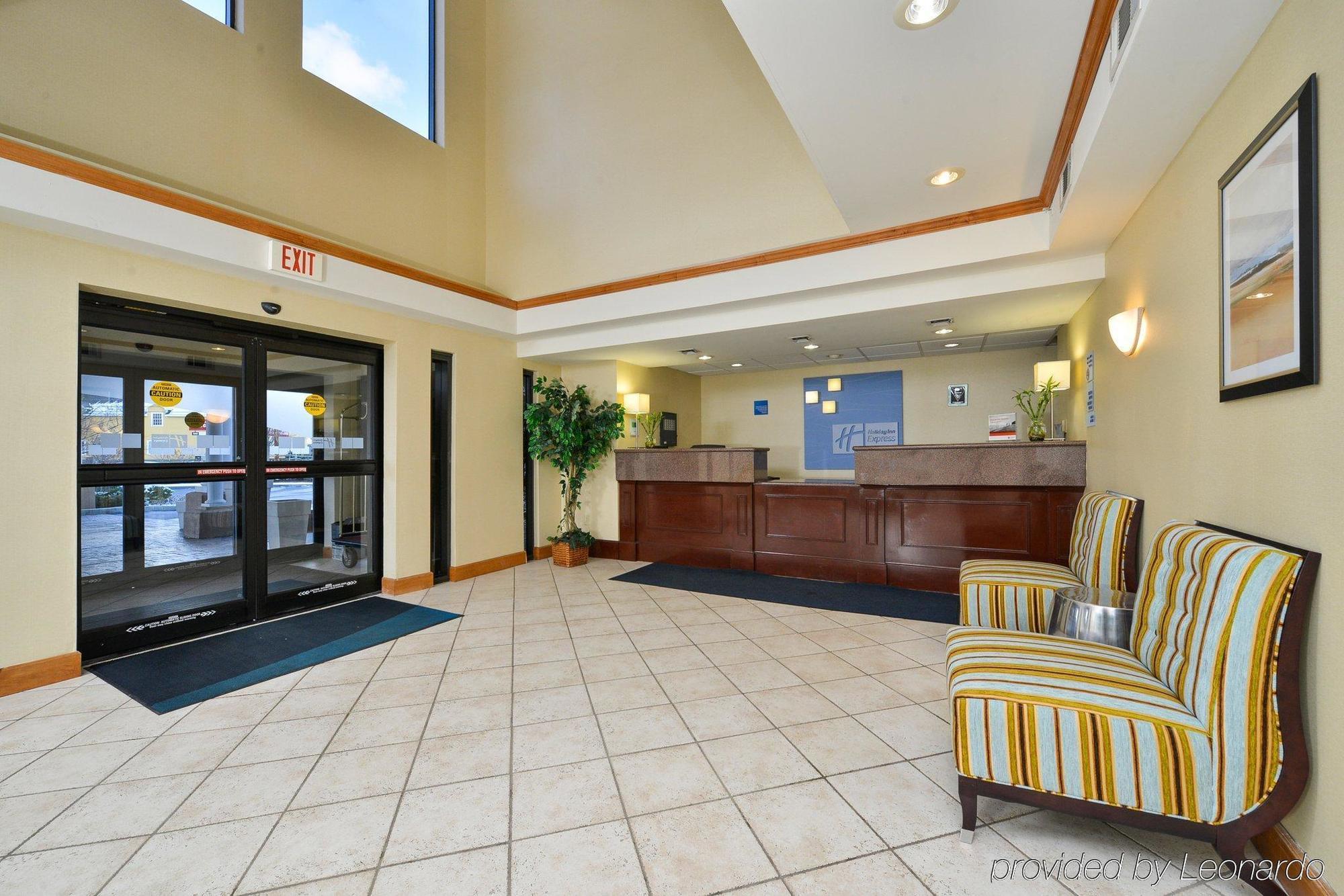 Holiday Inn Express Great Barrington By Ihg Екстериор снимка